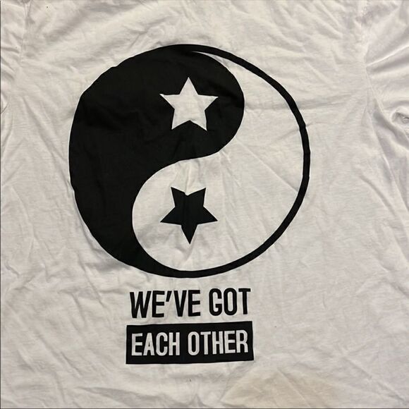 Giordano 2 tshirt L  - Picture 9 of 9